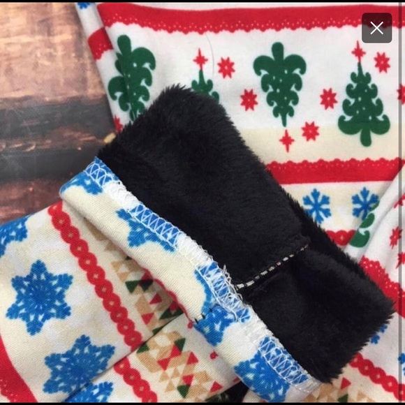 LAST << Fleece Lined Christmas Tree Holiday Leg… - Picture 4 of 4